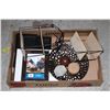 Image 1 : BOX OF HOME DECOR