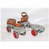Image 1 : VINTAGE CLAMP-ON ROLLER SKATES