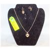 Image 1 : NEW SET OF HEART SHAPED PENDANT GP NECKLACE AND
