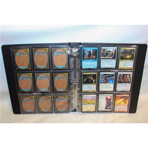 BINDER OF MAGIC THE GATHERING CARDS