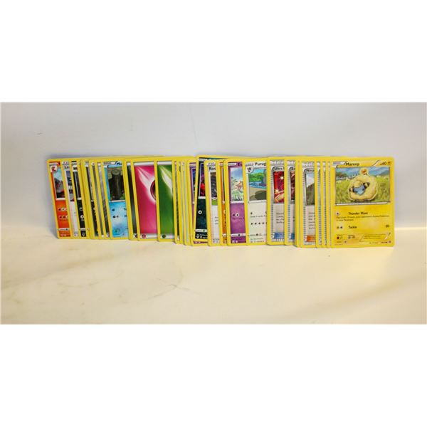 44 UNSORTED POKEMON CARDS VARIETY+DUPLICATES