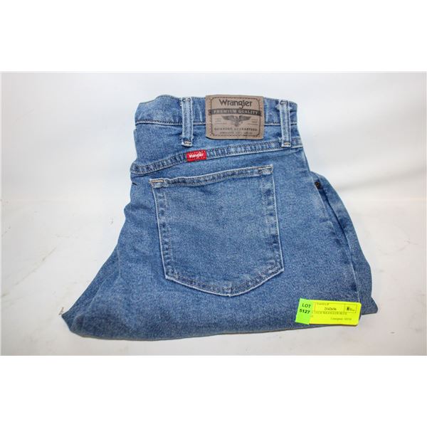 MENS 34X30 WRANGLER BLUE JEANS
