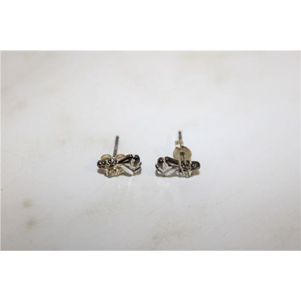 VINTAGE 925 STAMPED GUARDIAN ANGEL EARRINGS