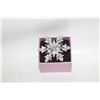 Image 1 : NEW SNOWFLAKE BROOCH SILVER TONE WITH