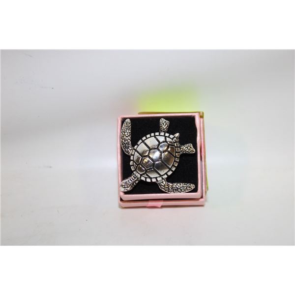NEW TURTLE BROOCH METAL, SILVER TONE