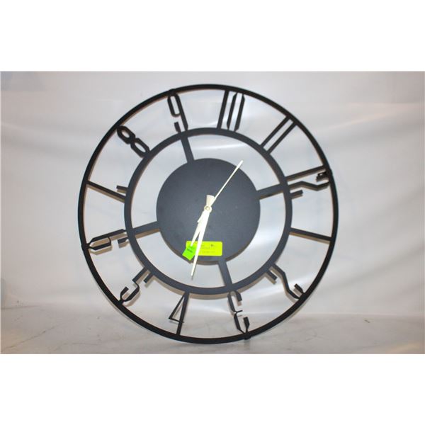MODERN DECORATIVE WALL CLOCK