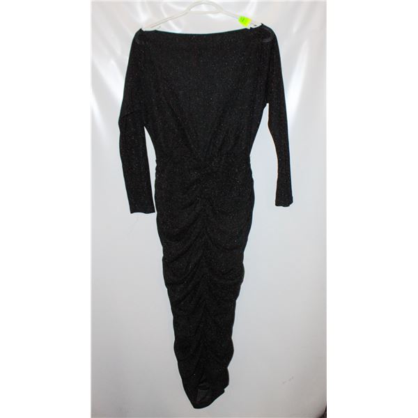 LADIES EVENING DRESS SZ 6 SHIMMER STRETCH