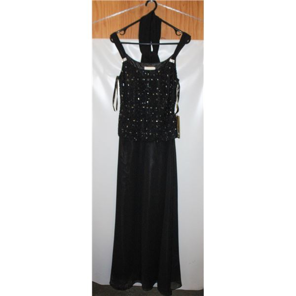 SIZE MED ASPEED DRESS - NEW WITH TAGS