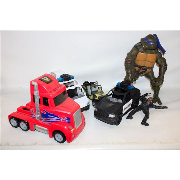 LARGE NINJA TURTLE + VEHICLE TOYS