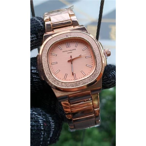 NEW REPLICA PATEK PHILIPPE QUARTZ WATCH