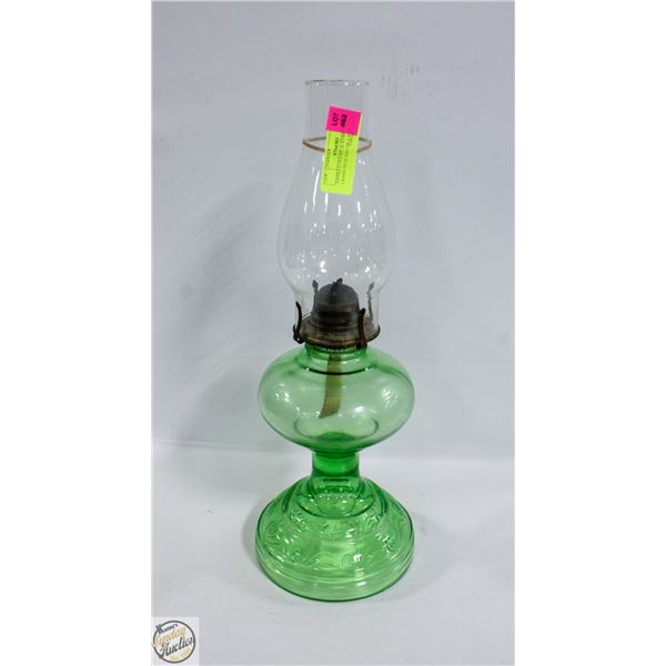 ANTIQUE PLUME & ATWOOD URANIUM GLASS OIL LAMP