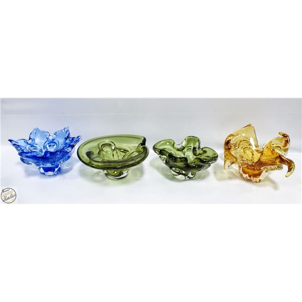 4PCS ART GLASS BOWLS/ASHTRAYS