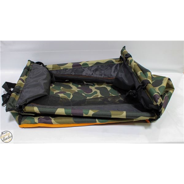 BRAND NEW NUEVO DOG CAR SEAT