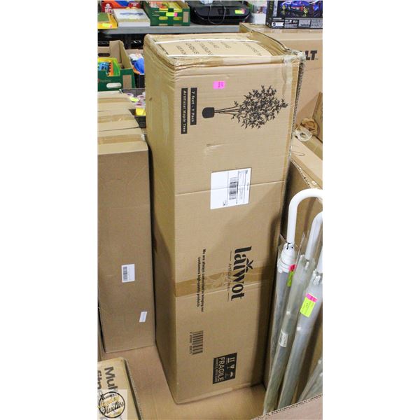 BRAND NEW 7FT ARTIFICIAL MAPLE TREE