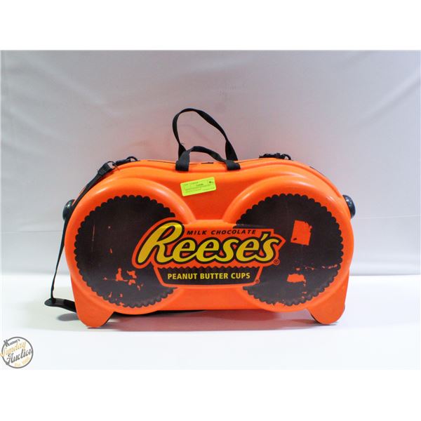 REESE'S PEANUT BUTTER CUP LUGGAGE H-12.5" W-9"