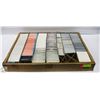 Image 1 : LARGE BOX OF UNSORTED HOCKEY CARDS