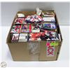 Image 1 : LARGE BOX OF UNSORTED HOCKEY CARDS