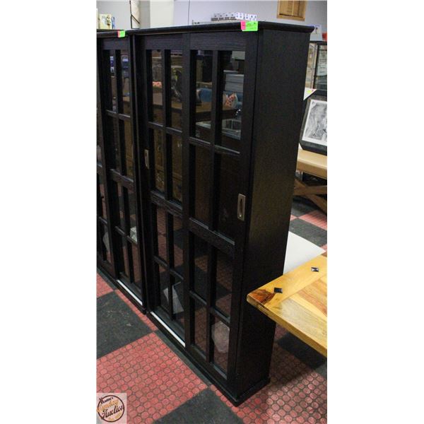 SLIDING DOOR CABINET BLACK H-61.5" W-9.5" L-32"