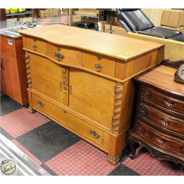 SOLID TIGER OAK SIDEBOARD H-39" W-24.5" L-53.5"