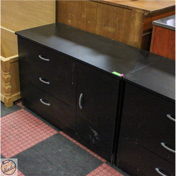 3 DRAWER SINGLE DOOR CABINET H-27.5" W-20" L-44"