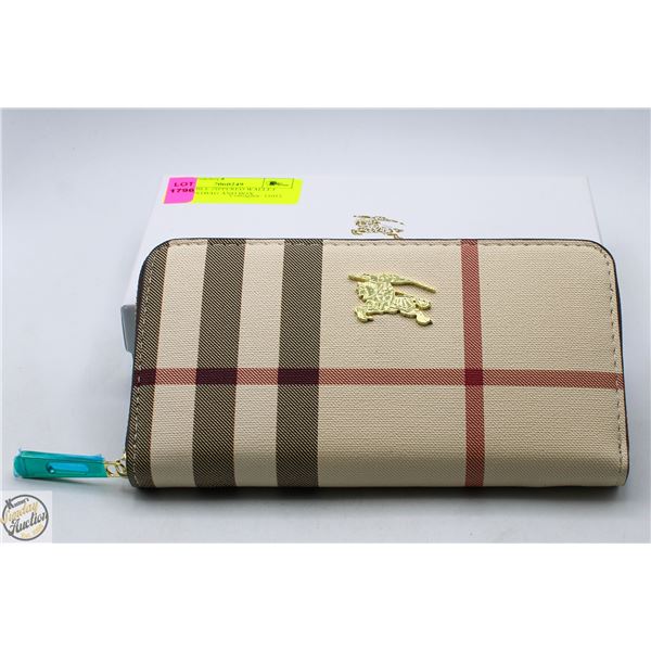 BIG DOUBLE ZIPPERED WALLETWITH DUSTBAG AND BOX