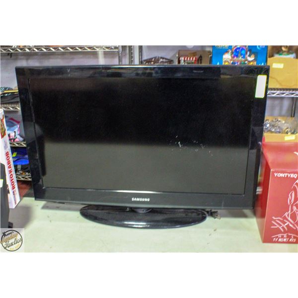 32 INCH SAMSUNG TV