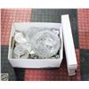 Image 1 : BOX OF ASSORTED CRYSTAL ITEMS