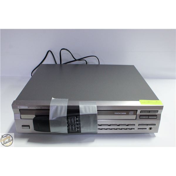YAMAHA COMPACT 5-DISK PLAYER