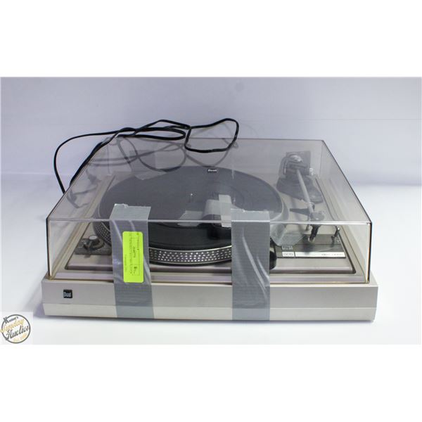DUAL TWIN-BELT RECORD PLAYER