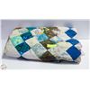 Image 1 : VINTAGE FULL SIZE PATCHWORK QUILT-ESTATE