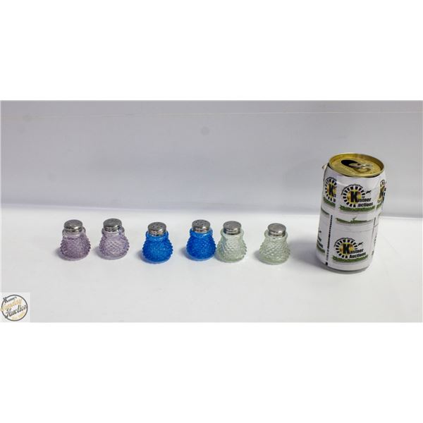 6 VINTAGE MINI DIAMOND POINT SALT AND PEPPER