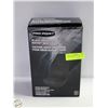 Image 1 : BLACK UNIVERSAL BUCKET SEAT COVER IN BOX