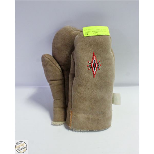 SHEEPSKIN LINED/BEADED HIDE MITTENS ADULT