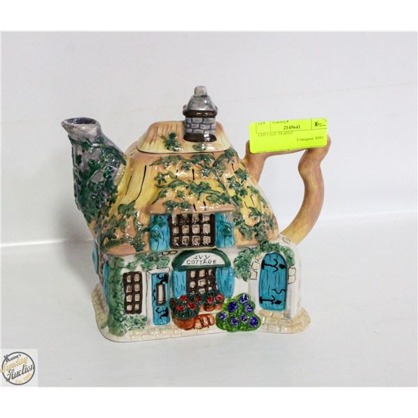 COTTAGE TEAPOT