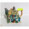 Image 1 : COTTAGE TEAPOT