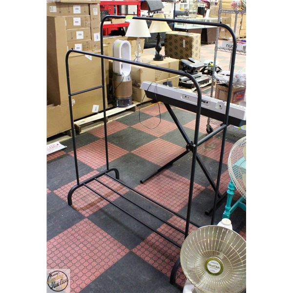 2 SIDED CLOTHING RACK STATIONARY (NO WHEELS)