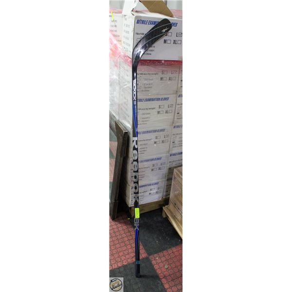 53INCH REEBOK R/H HOCKEY STICK