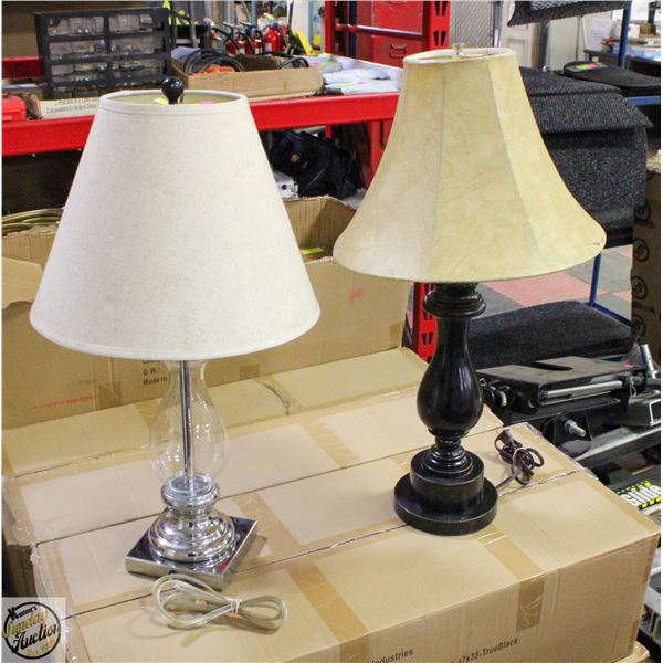 2 TABLE LAMPS