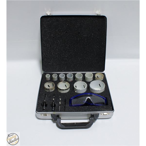 MASTERCRAFT HOLE SAW SET IN CASE COMPLETE