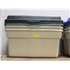 Image 1 : 3 OF RUBBERMAID EXTRA LARGE W/HINGED LIDS