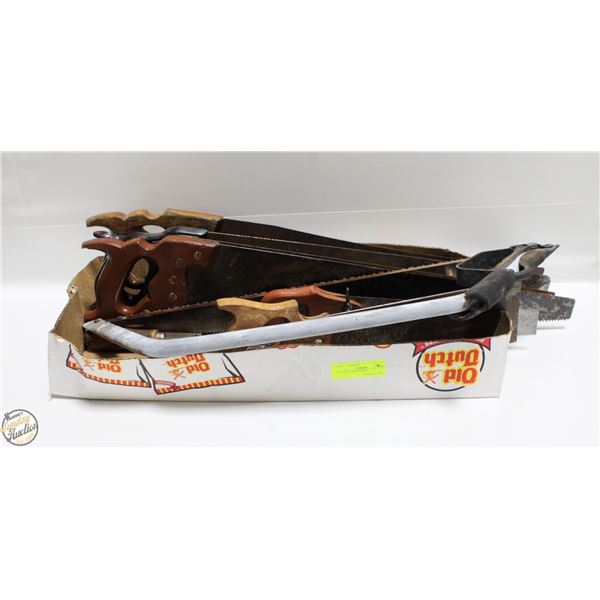 FLAT OF 8 HANDSAWS