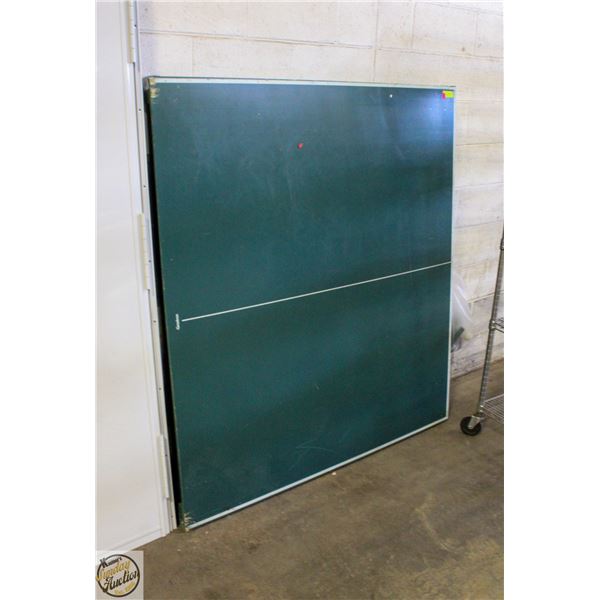 UNASSEMBLED PING PONG TABLE TOP W/NETS+ACCESSORIES