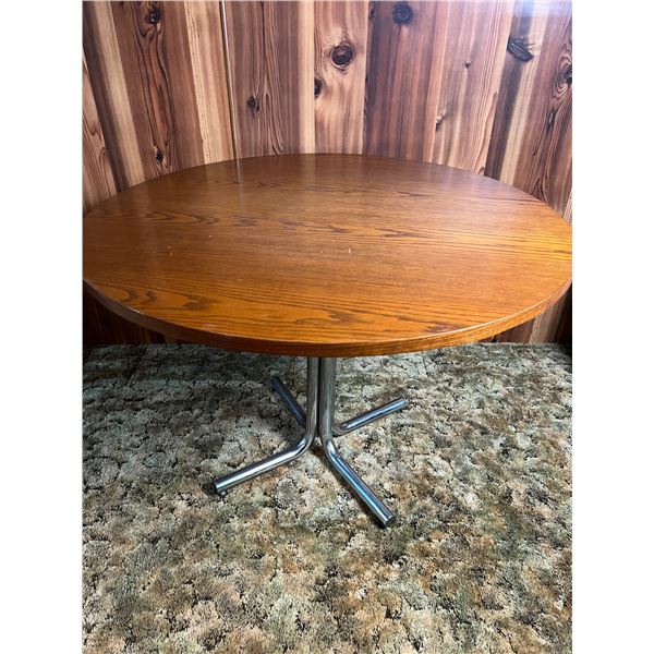 Biltree Furniture Dining Table