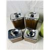 Image 4 : Retro Tins