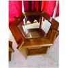 Image 4 : Glass-Top Side Tables