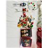 Image 5 : Christmas Kitchenware & Decor