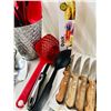 Image 9 : Kitchen Starter Lot