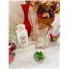 Image 4 : Faux Florals & Decorative Vases
