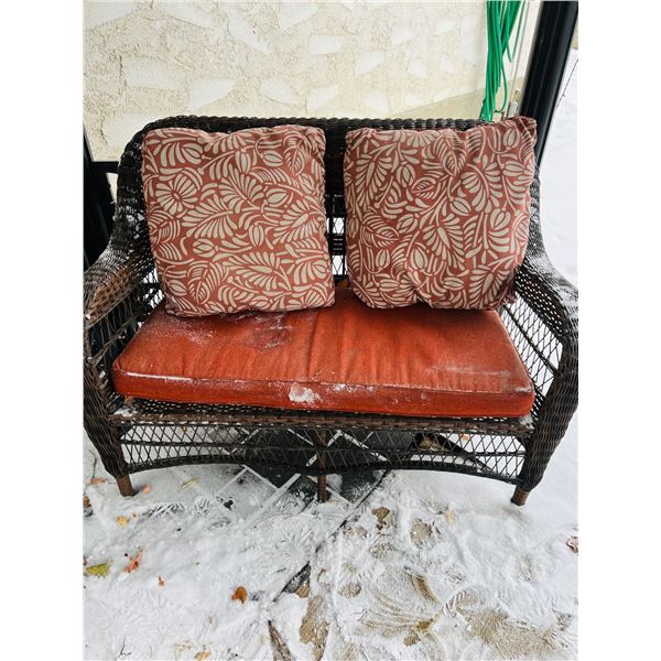 Canvas Collection Bench