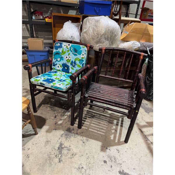 2 chairs